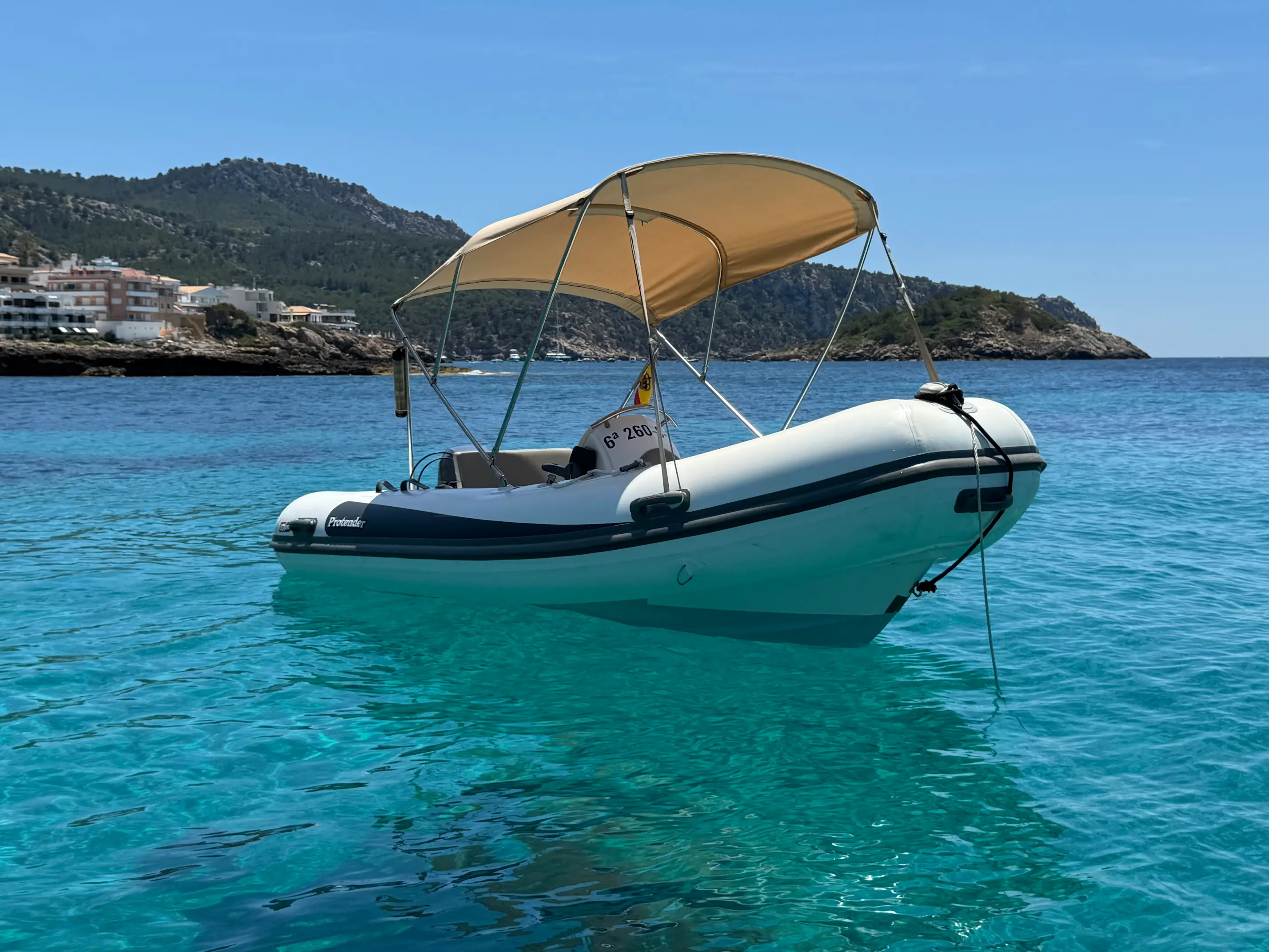 Protender SX 420 boat images on the sea